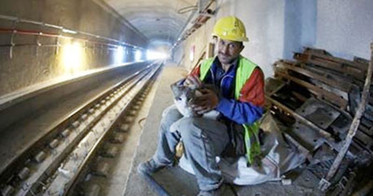 Đường hầm xuyên biển nối 2 châu lục